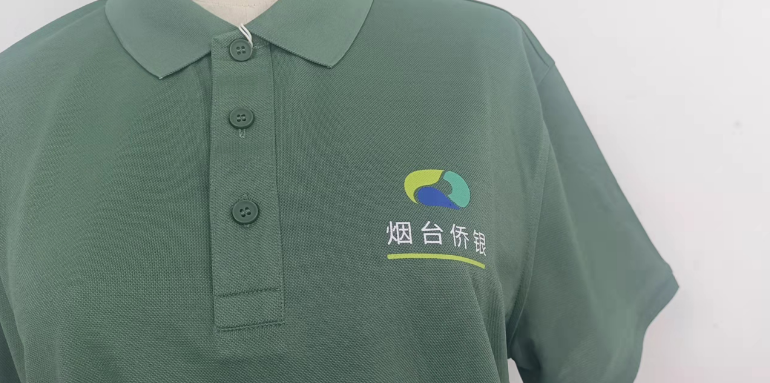 polo衫定制胸前logo展示