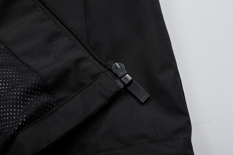 沖鋒衣細節展示